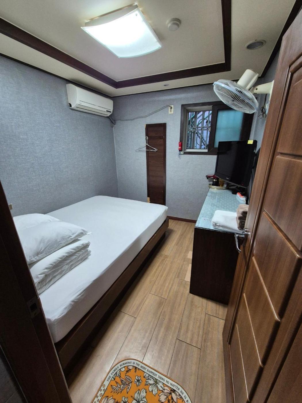 Joyful Stay Seoul Ngoại thất bức ảnh
